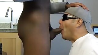 RECENT YORK- ENGULFING AN eighteen YR OLD XTUBE FAN