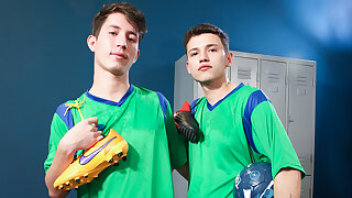 Is that my Jockstrap? - LatinLeche