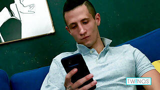 Brunette Hottie Thomas T Masturbates And Fingers His Butt!