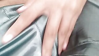 Jakol ni bagets bago matulog